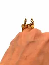 25 - Bague personnage portée 1.webp