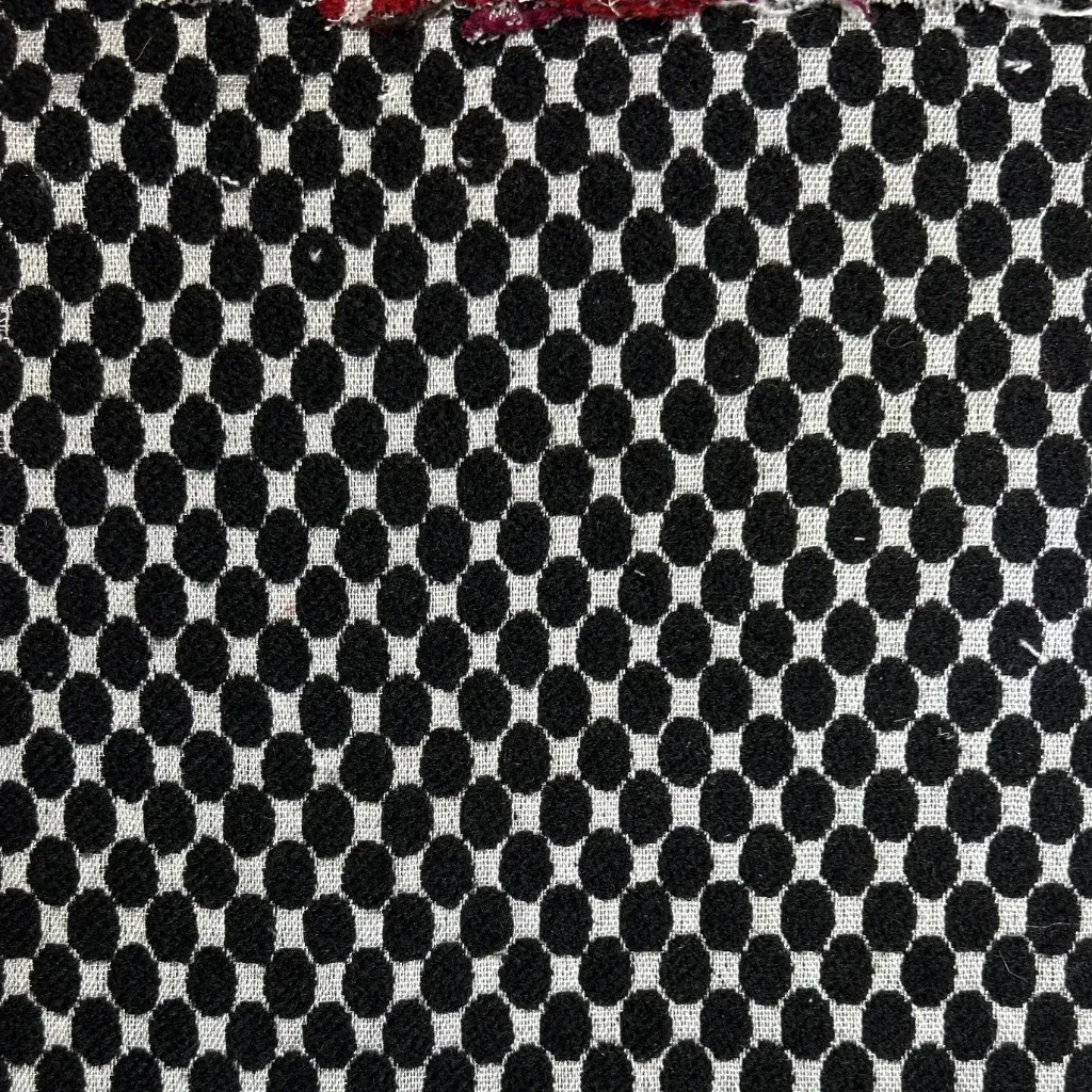 S001 - JACQUARD
